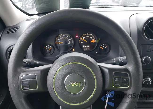 1C4NJPBA3ED881990: 42421450