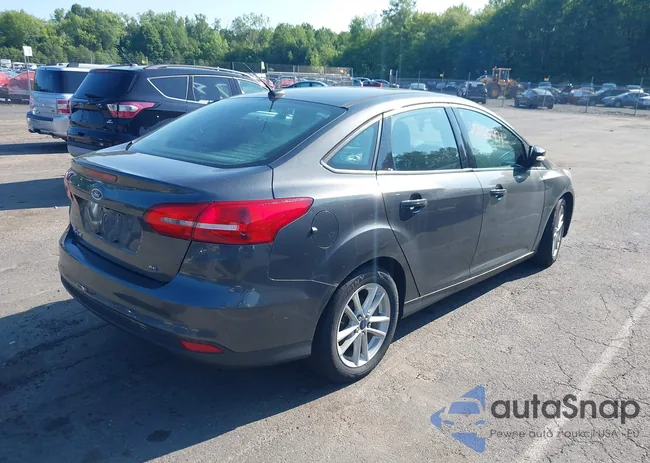 1FADP3F2XGL278894: 42420471