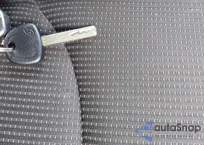 3KPF24AD0ME364882: 42420668