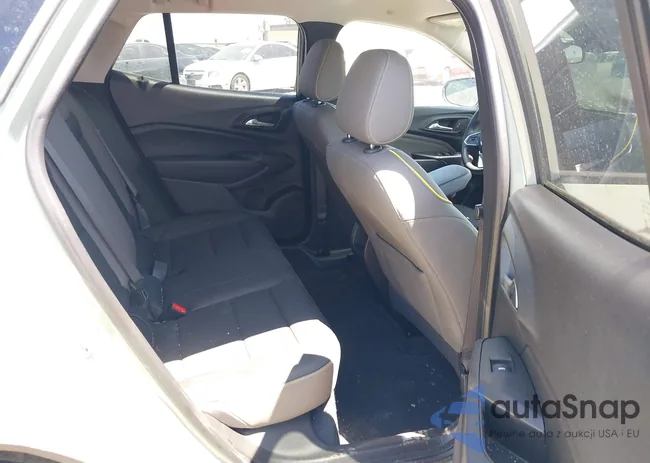 KL77LKE29RC160608: 42420674