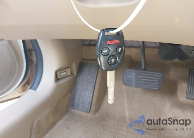 1HGCP2F6XCA230077: 42420811