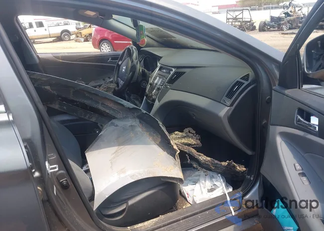 5NPEB4AC3DH669839: 42420841