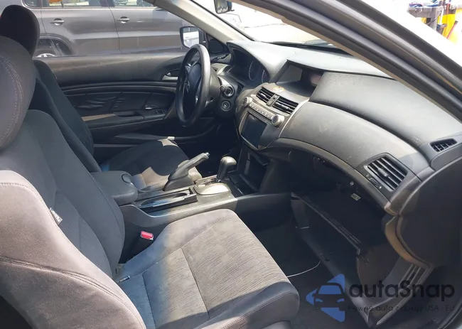 1HGCS1B3XCA010569: 42421954