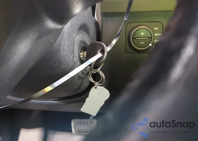 KNDJT2A21A7044007: 42422053