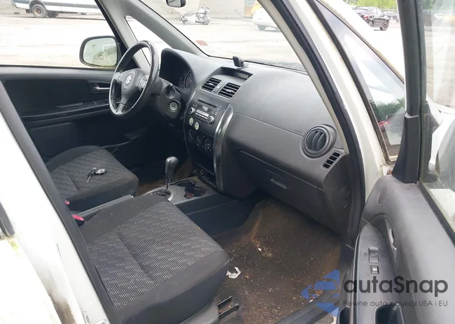 JS2YB413975108407: 42422076