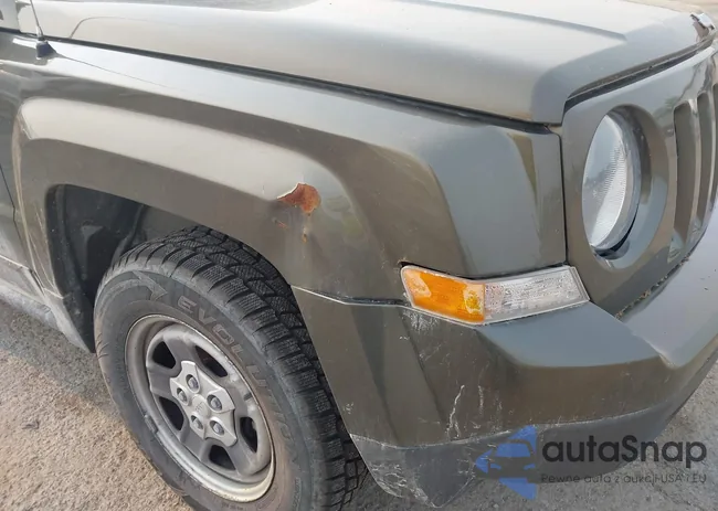 1C4NJRBB9GD579952: 42422182