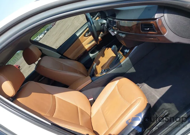 WBAPK5C58BF124382: 42421485