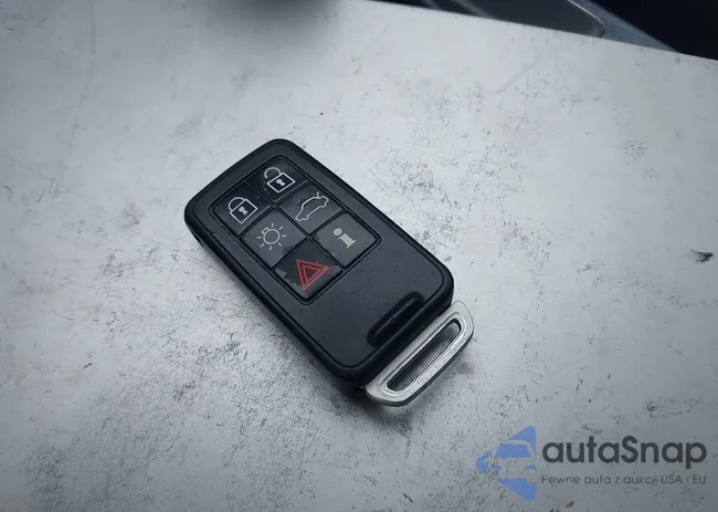 YV4902RC4F2582520: 42421517