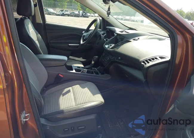 1FMCU9J97HUB84632: 42421780