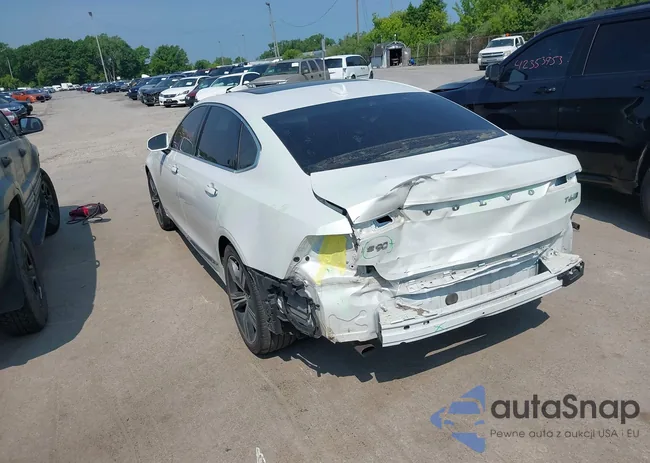 LVY992ML7JP017988: 42423039