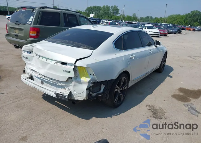 LVY992ML7JP017988: 42423039