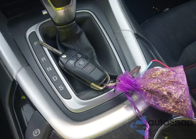 3FA6P0H78GR148579: 42423059