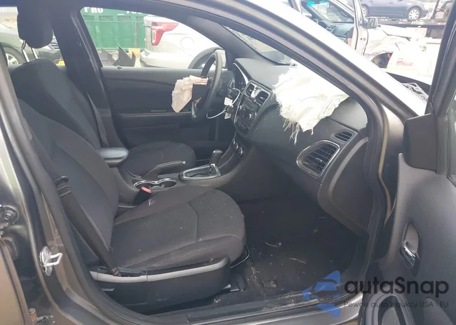 1C3CCBAB8DN608510: 42423081