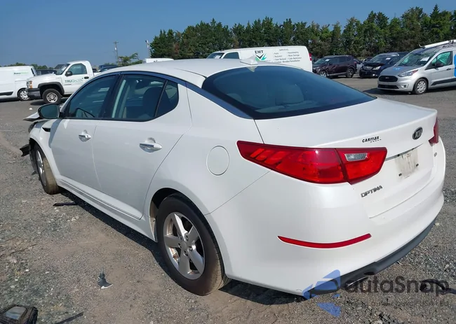 KNAGM4A76F5569420: 42423133