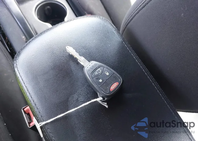 1C3CCBBG7EN172664: 42423202