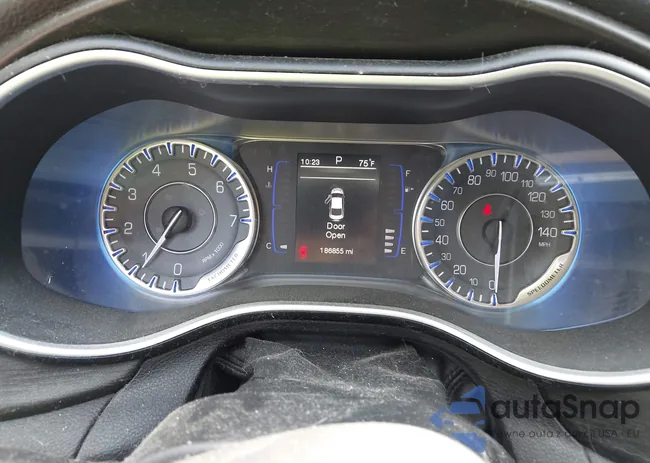 1C3CCCAB5FN504016: 42423264