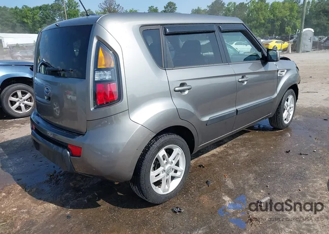 KNDJT2A23B7279378: 42423270