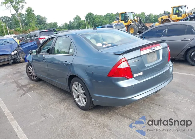 3FAHP0JA4CR388480: 42423303