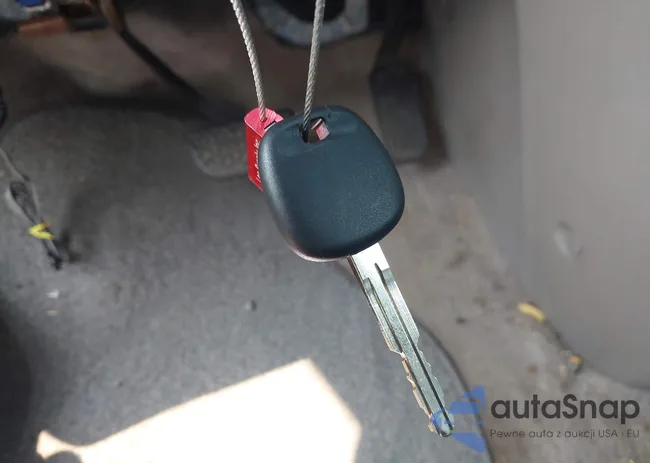 5TDBA22C56S065392: 42423421