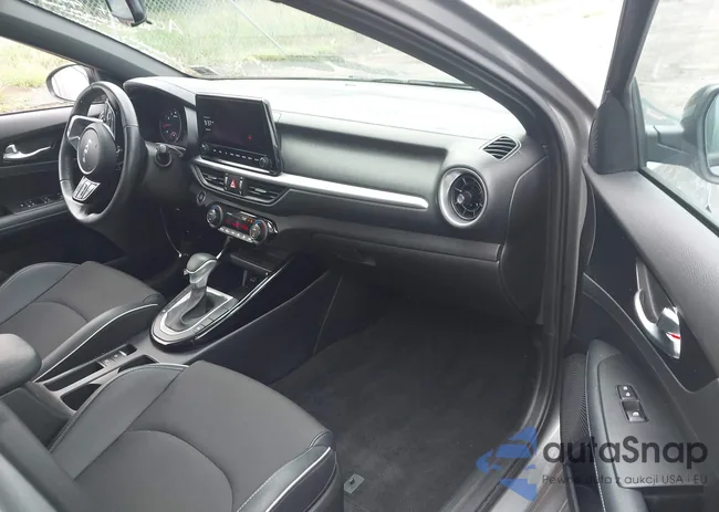 3KPF54AD2PE620189: 42422508