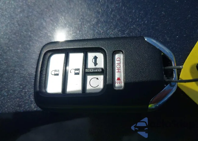 1HGCV3F2XNA040372: 42422641