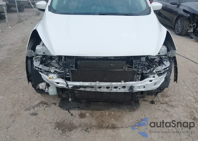 1FMCU0GD4HUD13076: 42422741