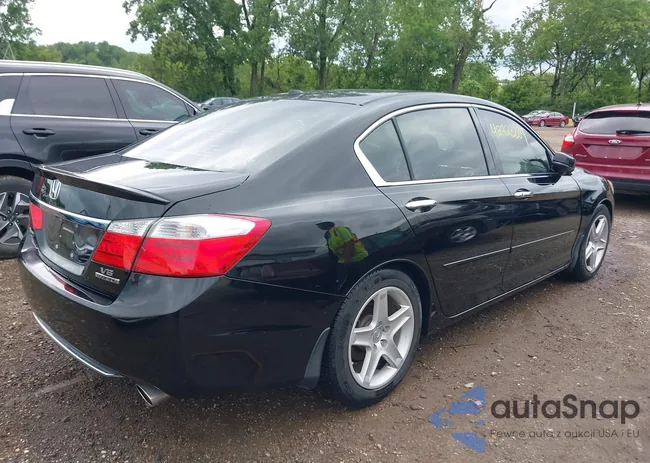 1HGCR3F91DA014677: 42423884