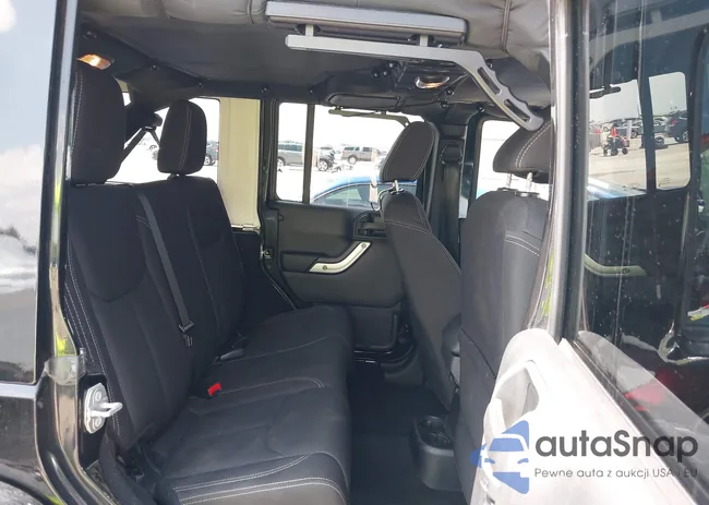 1C4BJWEGXGL269033: 42423980