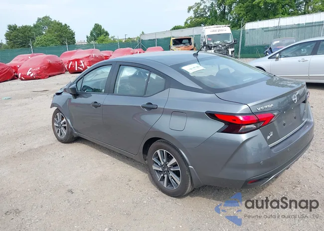 3N1CN8DV7SL830762: 42424018