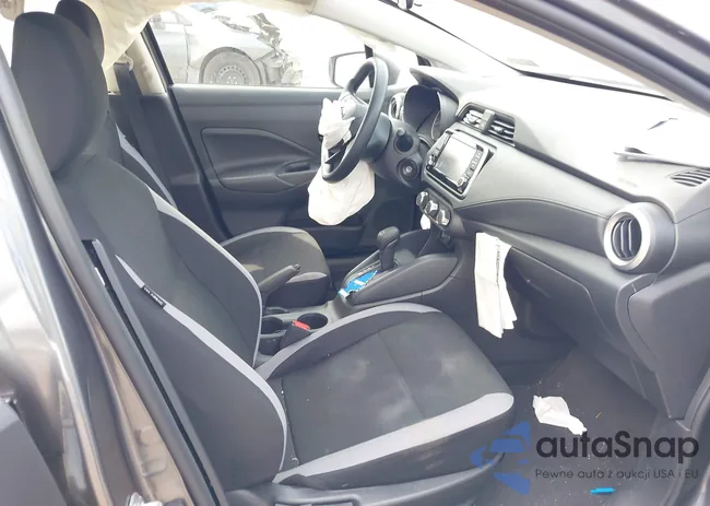 3N1CN8DV7SL830762: 42424018