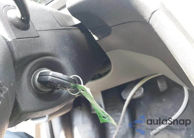 1FTYR3XM1HKA71226: 42424063