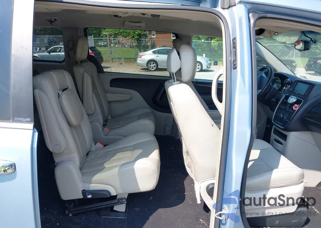 2C4RC1BGXDR759099: 42424091