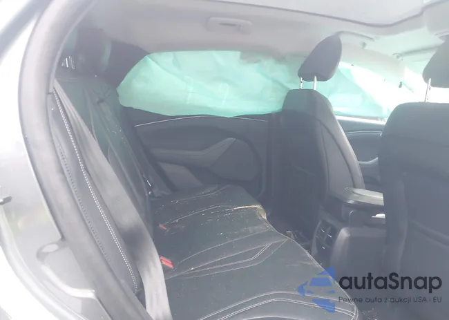 3FMTK3SU9PMA70821: 42424158