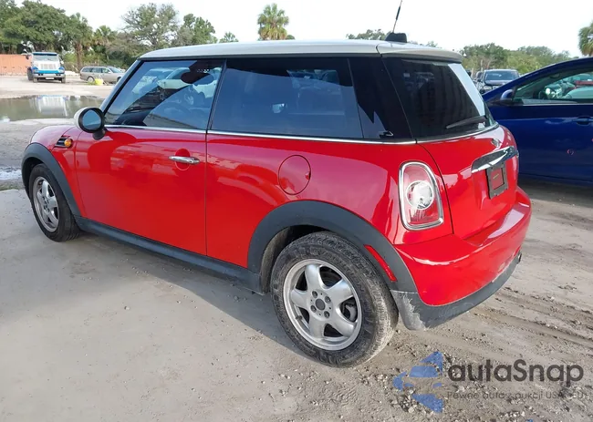 WMWSU3C57BT184132: 42424168