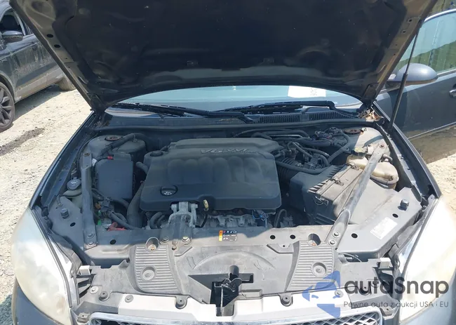 2G1WB5E39E1110053: 42424205