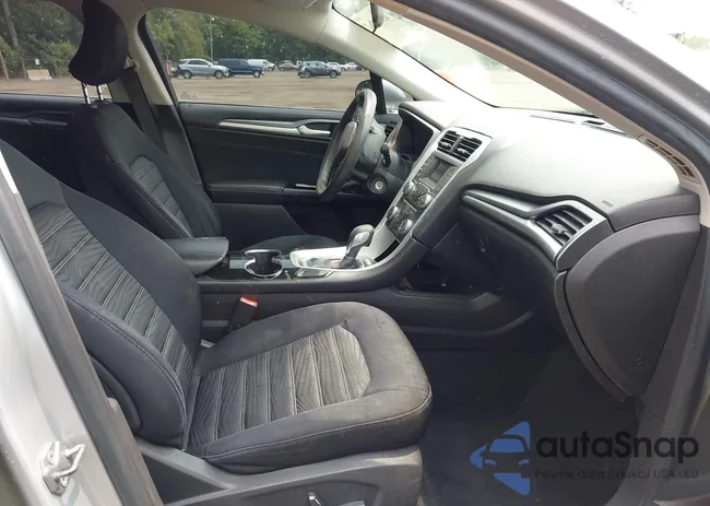 3FA6P0H76GR338557: 42424262