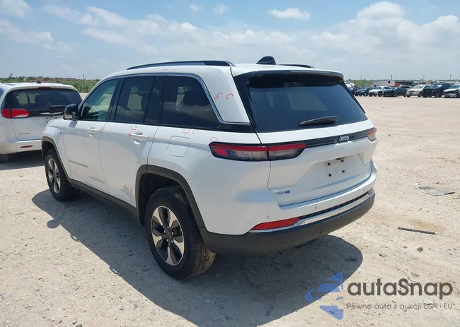 1C4RJYB68RC719643: 42424264