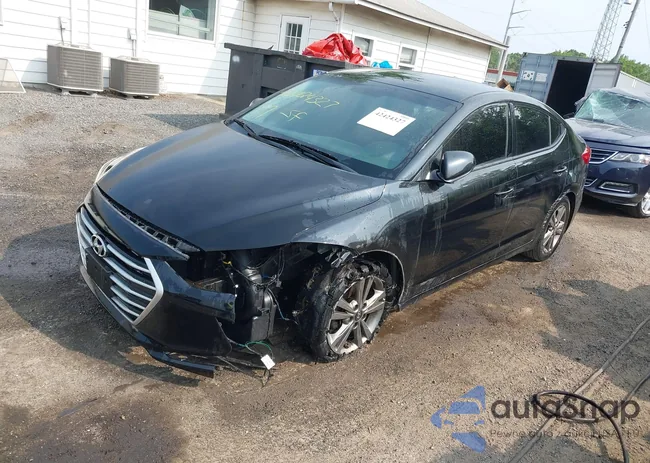 5NPD84LF9JH228665: 42424327