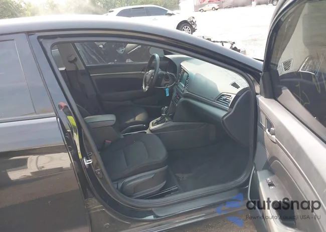 5NPD84LF9JH228665: 42424327