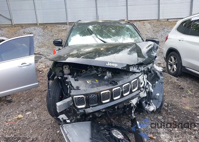 3C4NJDCN9PT563045: 42424341