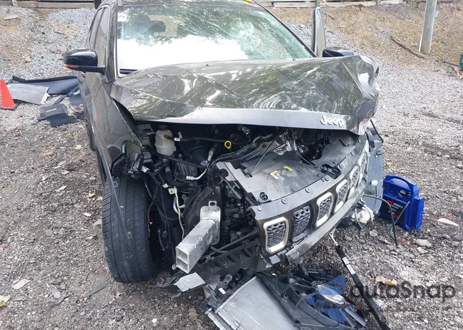 3C4NJDCN9PT563045: 42424341