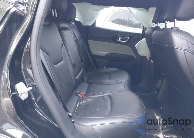 3C4NJDCN9PT563045: 42424341