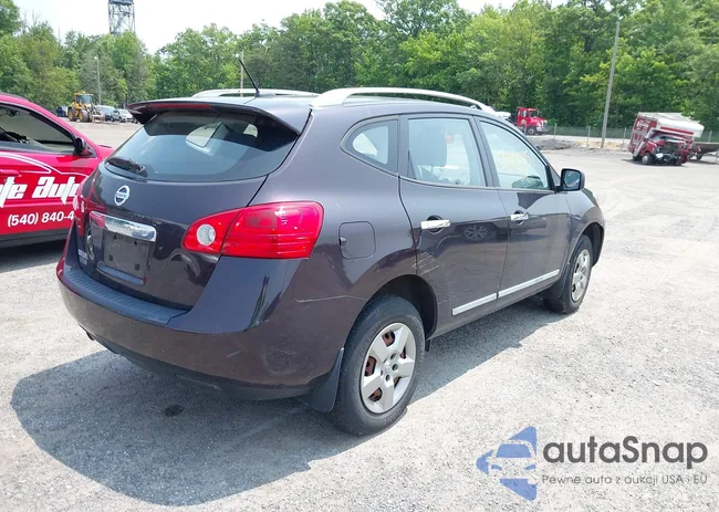 JN8AS5MT3FW656350: 42424351