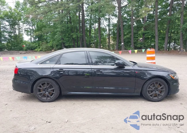 WAUJGCFC3DN005251: 42424424