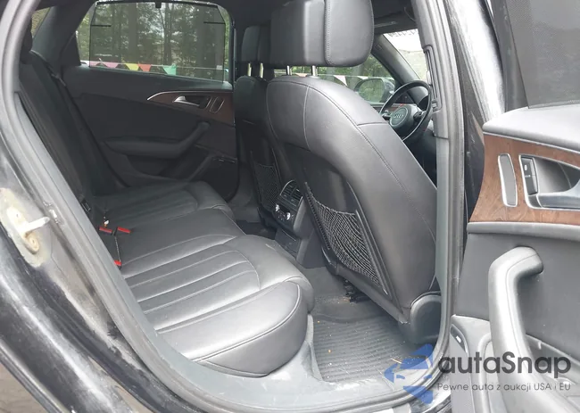 WAUJGCFC3DN005251: 42424424