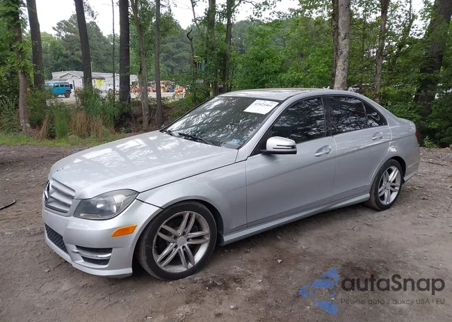 WDDGF4HB4DR265893: 42423461