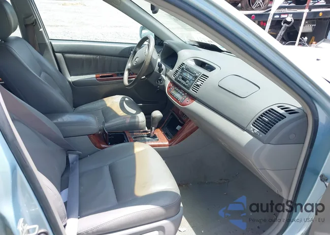 4T1BF30K95U596781: 42423493