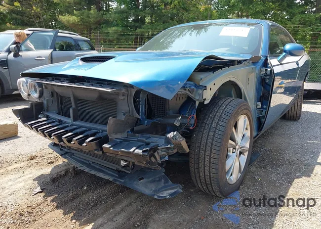 2C3CDZKG7LH132922: 42423542