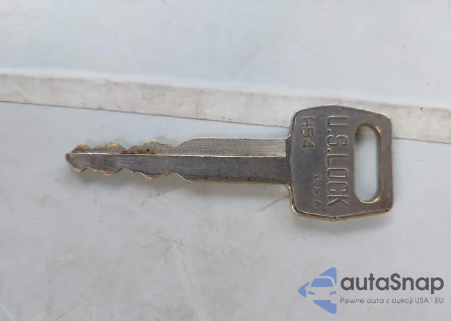 1LNBM83F7KY767386: 42423559