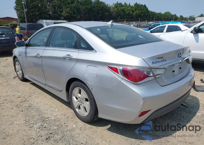 KMHEC4A48BA017708: 42423657